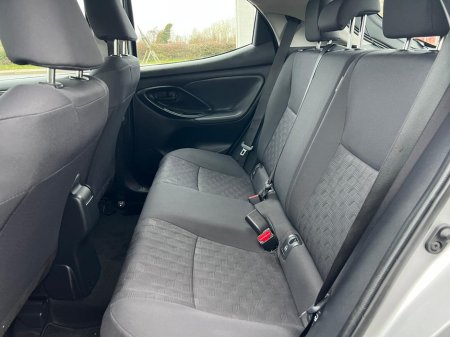 2025 Toyota Yaris Yaris Hybrid Luna €23,750 thumbnail