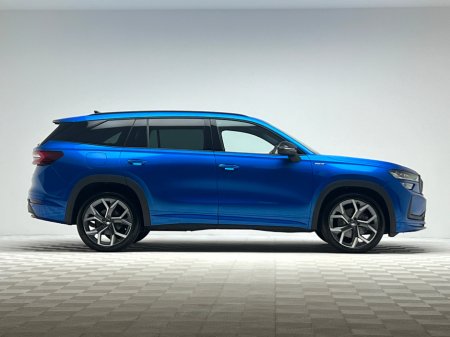 2025 Skoda Kodiaq SPORTLINE IV 1.5 PHEV DSG €48,990 thumbnail