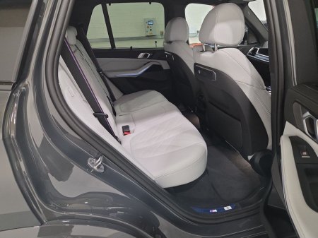 2026 BMW X5 xDrive50e M Sport €121,950 thumbnail