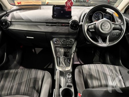 2018 Mazda Demio 1.3L SKYACTIV AUTOMATIC - MULTI FUNCTION STEERING WHEEL - HEATING / AC CONTROLS €12,950 thumbnail