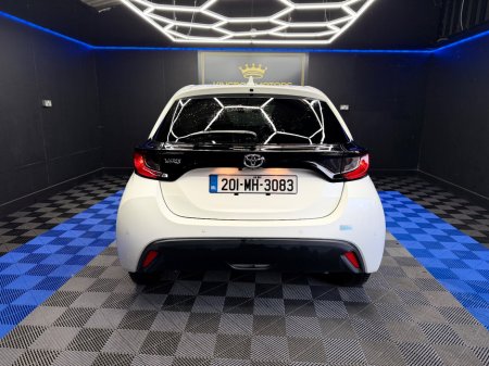 2020 Toyota Yaris 1.0 VVT-i 3Dr Terra €15,900 thumbnail
