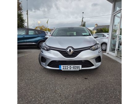 2022 Renault Clio Dynamique SCe 65 €16,995