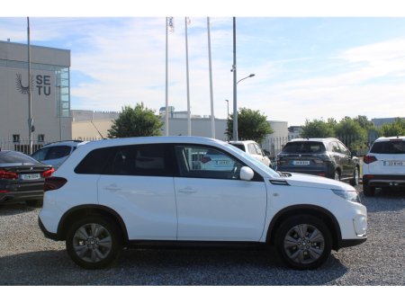 2025 Suzuki Vitara 1.4 B/JET HYBRID SZ-T *Demo* €29,995