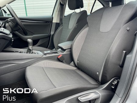 2025 Skoda Octavia SELECTION 2.0 TDI 115HP 5DR €35,750