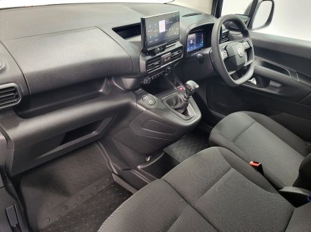 2025 Citroen Berlingo Enterprise BlueHDi 100 LWB From €89 Per Week €20,731 thumbnail