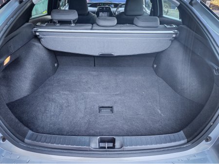 2020 Toyota Prius DAA-ZVW51 5DR AUTO €19,750