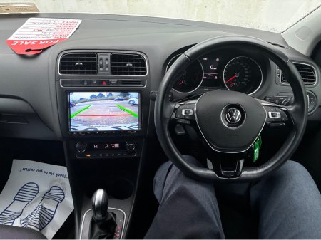 2016 Volkswagen Polo 1.2i TSI Petrol Automatic Comfortline €13,500 thumbnail