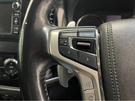 2016 Mitsubishi Outlander (Low Kms) HYBRID 2.0 PHEV AUTOMATIC 5DR MODEL  www.bolandscarcentre.ie €16,900 thumbnail