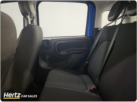 2023 Fiat Panda Panda 1.0 70 HP 5 Seat €11,795 thumbnail