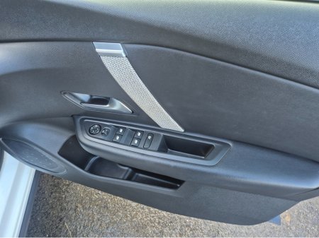 2022 Citroen C4 FEEL BLUEHDI 110 COMMERCIAL MY22. MY22.3 4 €18,750 thumbnail