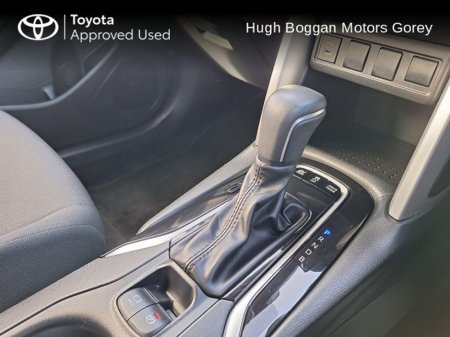 2024 Toyota Corolla Cross CROSS 1.8 LUNA €37,950 thumbnail