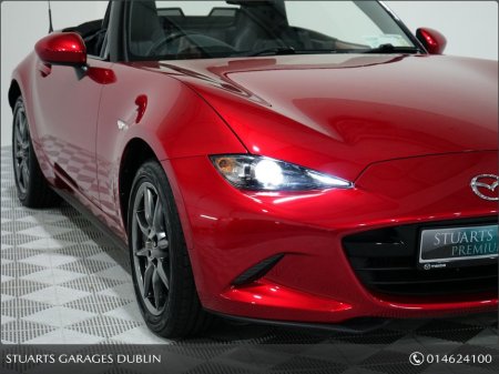 2017 Mazda MX-5 *SOLD DEPOSIT TAKEN*1.5P GT ROADSTER IN SOUL RED CRYSTAL WITH BLACK LEATHER. HEATED SEATS, 17” SMOKED ALLOYS, KEYLESS ENTRY, LANE DEPARTURE WARNING, B thumbnail