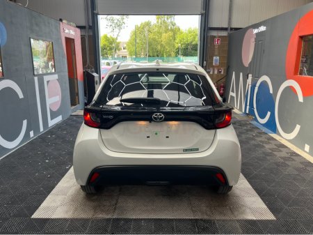 2022 Toyota Yaris Toyota Yaris 1.0 Automatic / 81k KMs / Reverse Camera & More €17,950