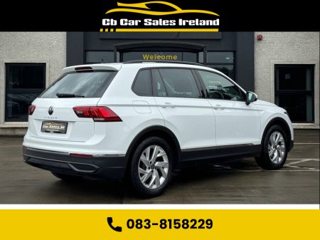 2021 Volkswagen Tiguan 2.0 TDI Life SUV 5dr Diesel DSG APP CARPLAY,FRONT AND REAR PARKING SENSORS €30,400