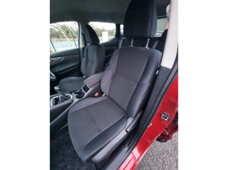 2014 Nissan Qashqai 2014 NISSAN QASHQAI DIESEL NCT'd €5,990 €5,990 thumbnail