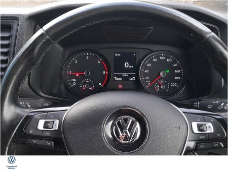 2022 Volkswagen Crafter VAN 35 2.0TDI 177BHP MEDIUM WHEEL BASE HIGHLINE AUTOMATIC 4-MOTION WITH TOWBAR & HEATED SEATS (VAT INVOICE) €32,516 thumbnail