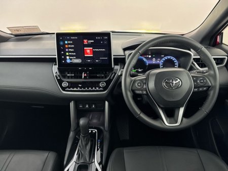 2025 Toyota Corolla Cross SOL Hybrid Top of the range €41,950 thumbnail