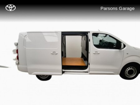 2023 Toyota Proace 2.0 140HP GX L LWB 4DR €30,000