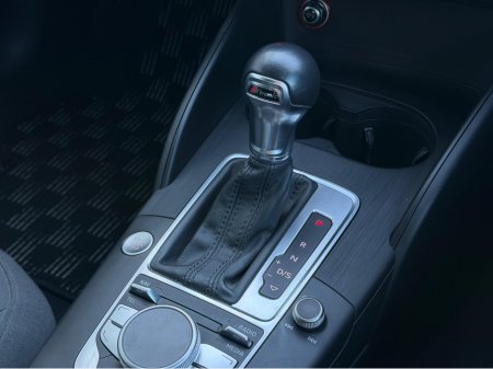 2014 Audi A3 1.4 TFSI SPORT S-TRONIC SALOON €15,450 thumbnail