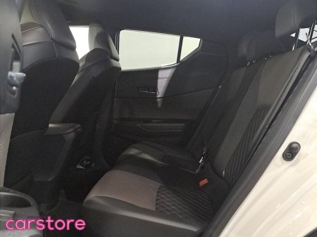 2020 Toyota C-HR 1.8 PET HYB HEV €25,380 thumbnail