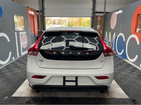 2014 Volvo V40 €10950 2014 VOLVO V40 T4 SE 1.6 AUTOMATIC / REVERSE CAMERA / CRUISE CONTROL / ELECTRIC MEMORY & HEATED SEATS €10,950