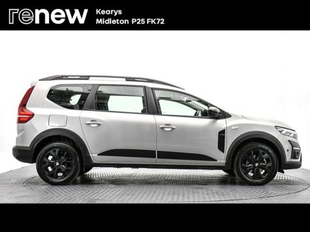 2022 Dacia Jogger TCe 110 Extreme SE €18,990 thumbnail