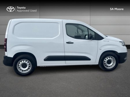 2025 Toyota Proace City 50KW - DISPLAY STOCK - GREAT VALUE €30,750