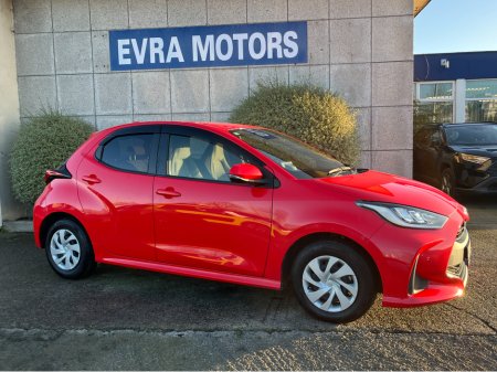 2020 Toyota Yaris G AUTOMATIC HYBRID 1.5 PETROL //REVERSE CAMERA//KEYLESS ENTRY//ADAPTIVE CRUISE CONTROL// €14,950