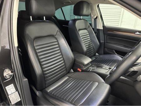 2019 Volkswagen Passat (191) PASSAT 2.0TDI DSG HIGHLINE LOW KMS VW/AUDI SPECIALISTS WWW.DENISDARCYCARS.IE €25,750 thumbnail