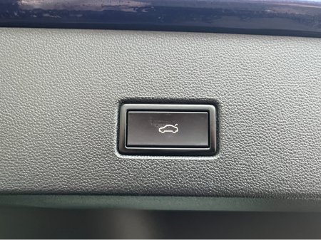 2021 Volkswagen T-Roc STYLE DESIGN PACK AUTOMATIC 2.0 DIESEL //LOW MILES//ADAPTIVE CRUISE CONTROL//KEYLESS ENTRY//REVERSE CAMERA// €26,950 thumbnail