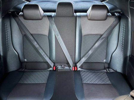 2017 Toyota C-HR MODELLISTA 1.8 HYBRID // 18" DIAMOND CUT ALLOYS // HEATED SEATS // REVERSE CAMERA €18,750 thumbnail