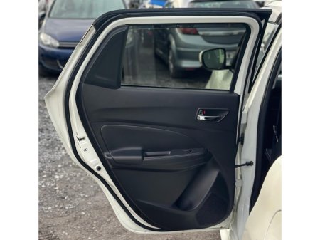 2018 Suzuki Swift RS 1.2L Automatic Petrol Hybrid (4327) €13,995 thumbnail