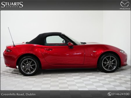 2017 Mazda MX-5 *SOLD DEPOSIT TAKEN*1.5P GT ROADSTER IN SOUL RED CRYSTAL WITH BLACK LEATHER. HEATED SEATS, 17” SMOKED ALLOYS, KEYLESS ENTRY, LANE DEPARTURE WARNING, B thumbnail