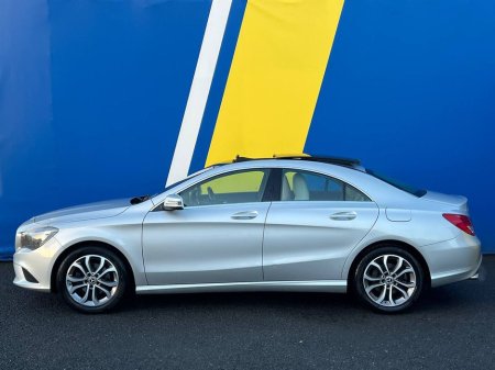 2015 Mercedes-Benz CLA Class CLA200 URBAN 1.6 // TILT & SLIDE OPENING PANORAMIC SUNROOF // IVORY LEATHER HEATED SEATS // VALID NCT UNTIL 01/27 €12,900