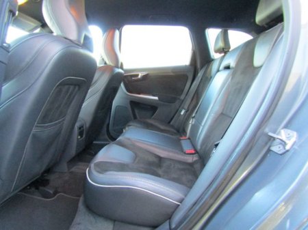 2016 Volvo XC60 2.0 D4 R-design NAV 190BHP 5DR €15,950 thumbnail