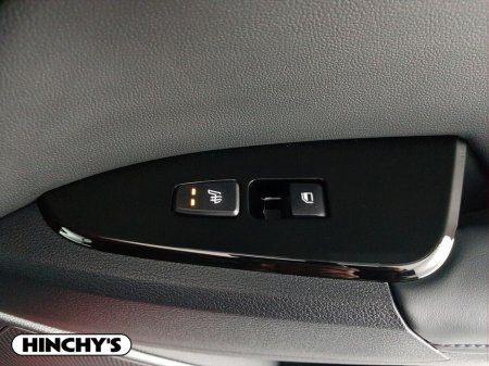 2026 Kia Sportage SE PHEV thumbnail