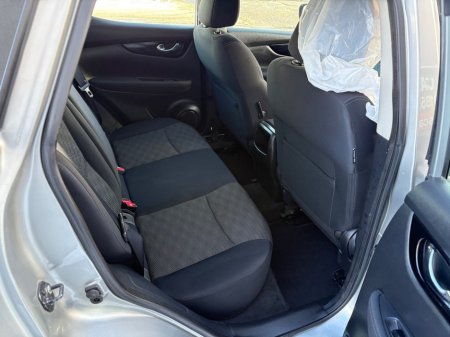 2015 Nissan Qashqai 1.2T 115 Petrol SV 92Km €10,990 thumbnail