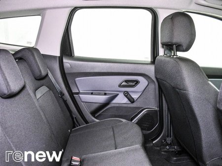 2020 Dacia Duster Blue dCi 115 Essential €13,400 thumbnail