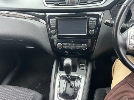 2017 Nissan Qashqai 1.6 SV CVT MY16 NC E6 DSL 4DR €14,950 thumbnail