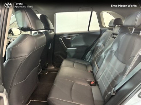 2025 Toyota Rav4 RAV4 HYBRID SOL €47,950 thumbnail