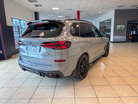 2025 BMW X5 XDRIVE50E M SPORT AUTO