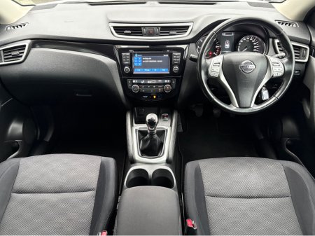 2017 Nissan Qashqai 1.5 Diesel SV €12,895 thumbnail