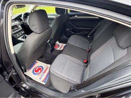 2015 Volkswagen Passat TRENDLINE 1.6 TDI MANUAL 6SPEED FWD 120HP 4DR €8,950