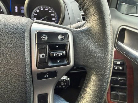 2017 Toyota Landcruiser  thumbnail