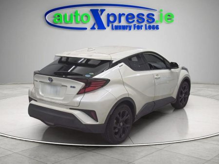 2020 Toyota C-HR 1.8 Hybrid G MODE NERO SAFETY PLUS €23,995