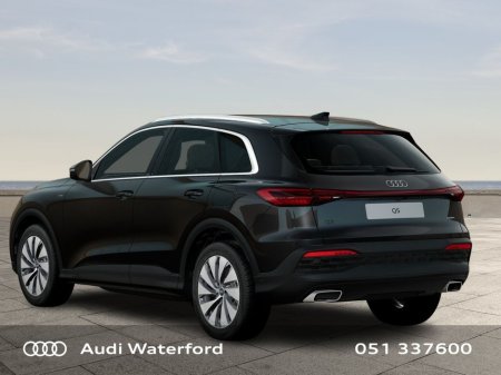2026 Audi Q5 E-Hybrid Q SE €75,709 thumbnail