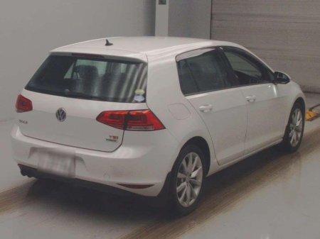 2015 Volkswagen Golf Vw Golf Highline Tsi Auto 1.4 P €14,950 thumbnail