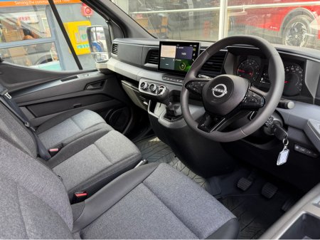 2025 Nissan Interstar Free Ply-lining 150 bhp L3H2 SV Premium €32,750