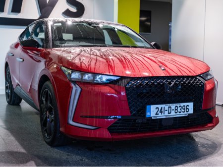 2024 DS Automobiles DS 4 PERFOMANCE LINE E-TENSE 22