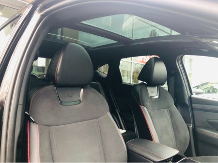 2025 Hyundai Tucson Platinum N-Line 1.6 Plug-In Hybrid €49,950 thumbnail